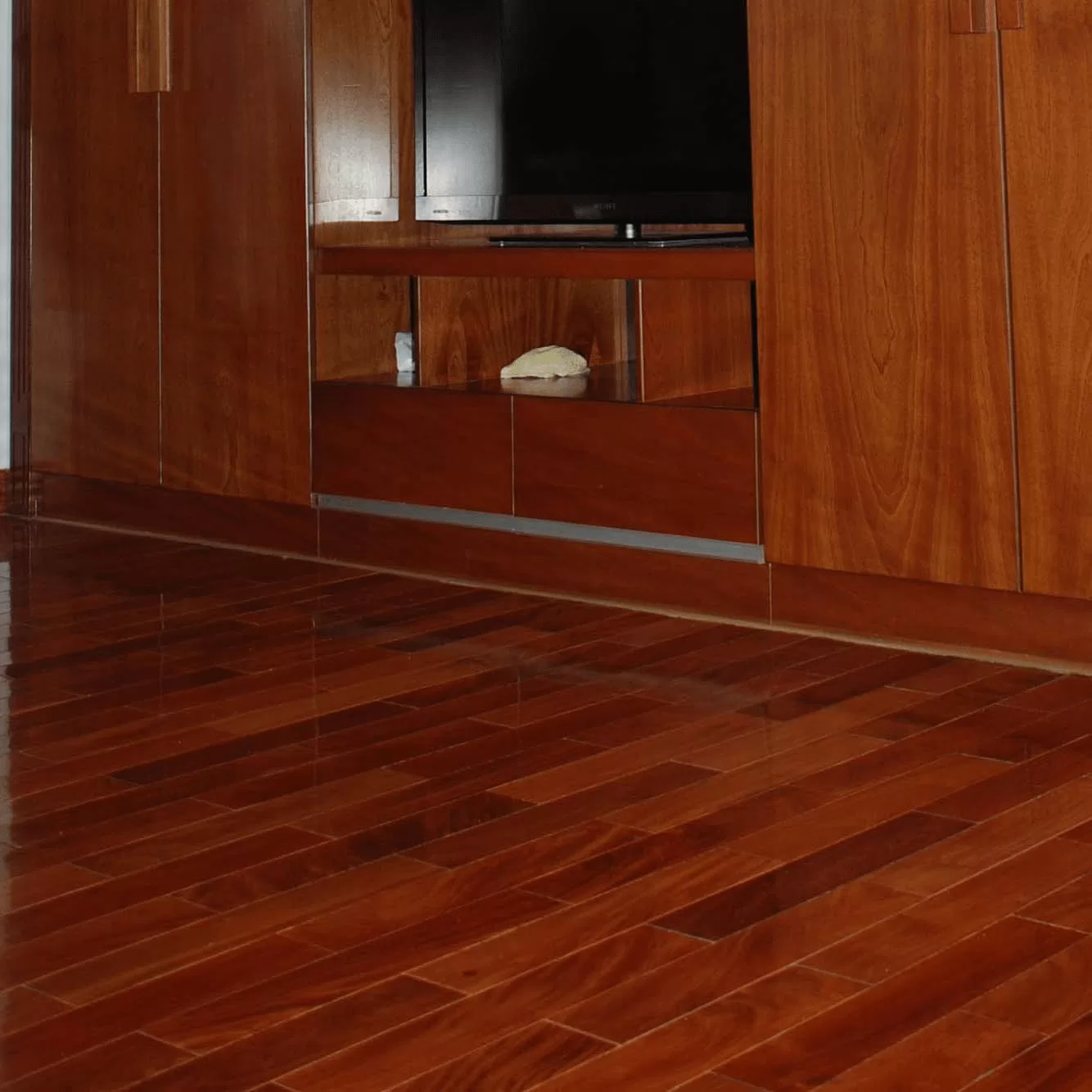 Ứng dụng của sàn gỗ Căm Xe