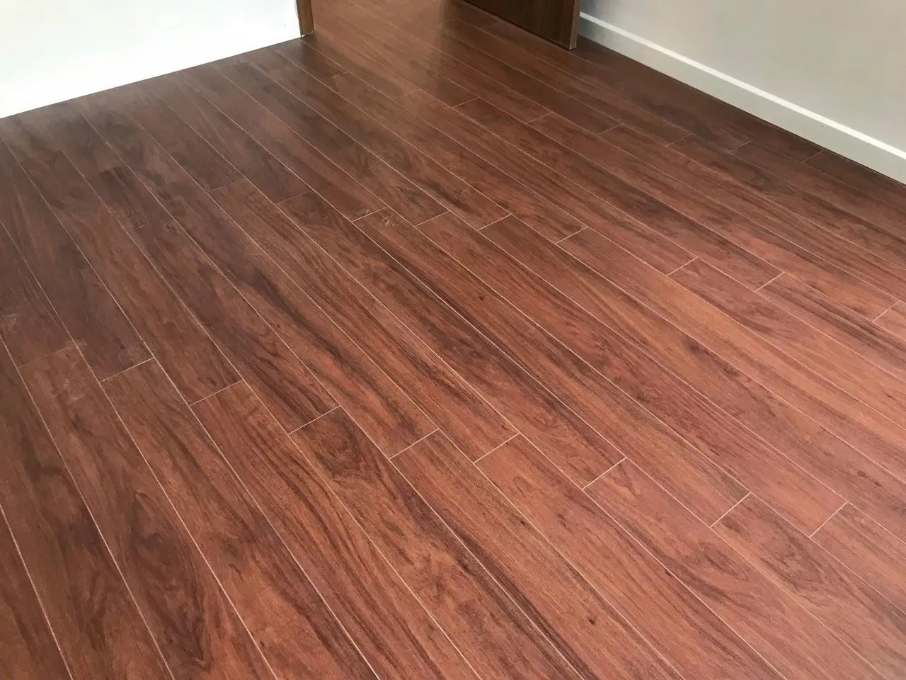 Ưu điểm nổi bật của sàn gỗ Camsan