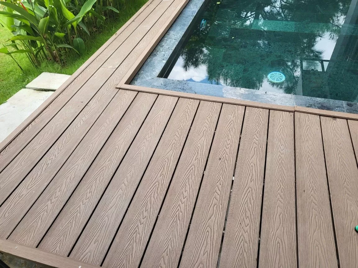 Sàn gỗ ngoài trời